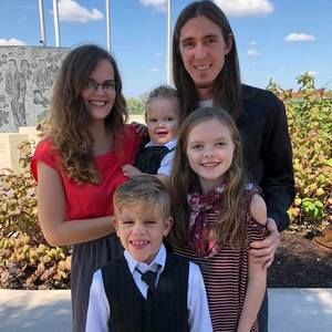 Meet your Posher, Bailey